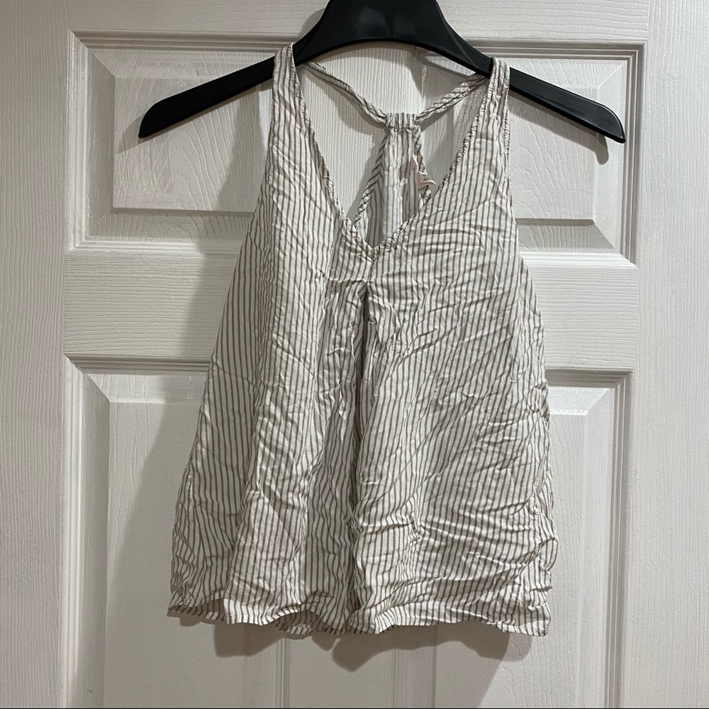 Melrose and Market Gray stripe white tank